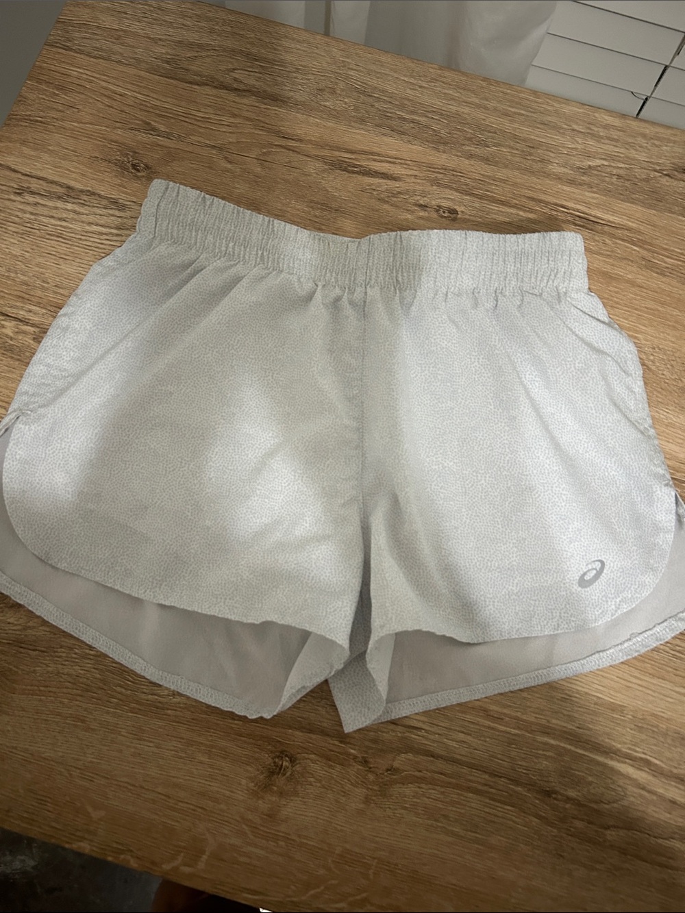 ASICS Women's Light Gray Athletic Running Shorts